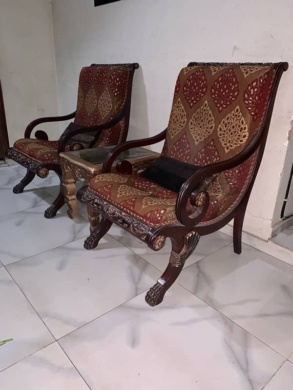 2 wooden room chairs 5