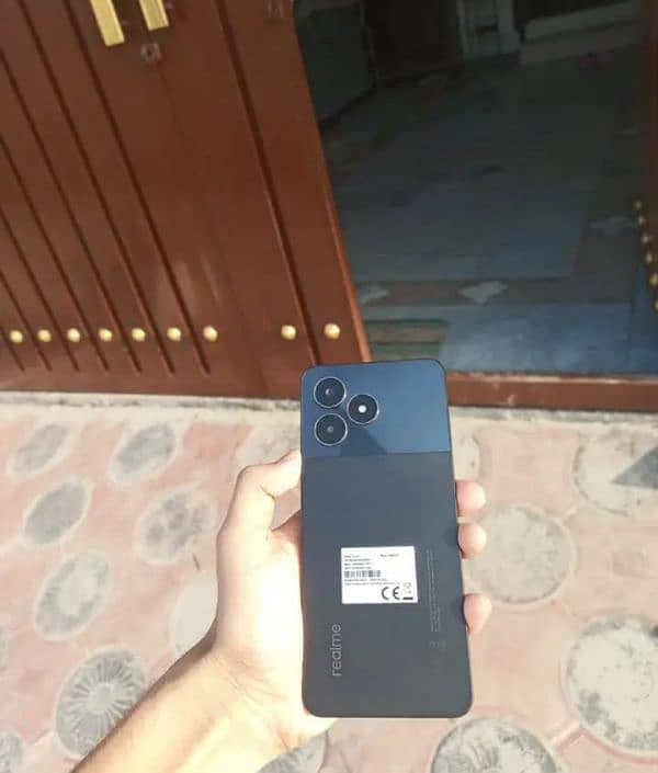 Realme C51 - 4/128  - Only 1 Month Used - 11 Month Warranty Available 3