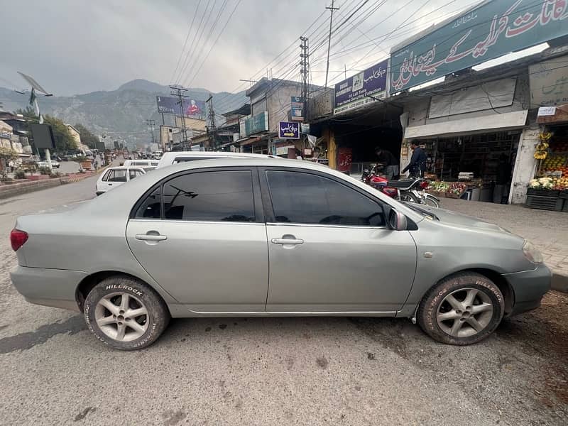 Toyota Corolla Altis 2006 urgent for sale or exchange with mehran car 6