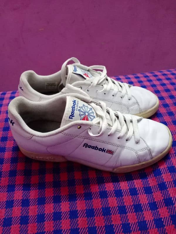 Used sports shoes ,03017427542 3