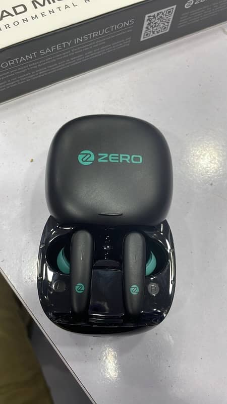 zero AirBuds New z-811 1