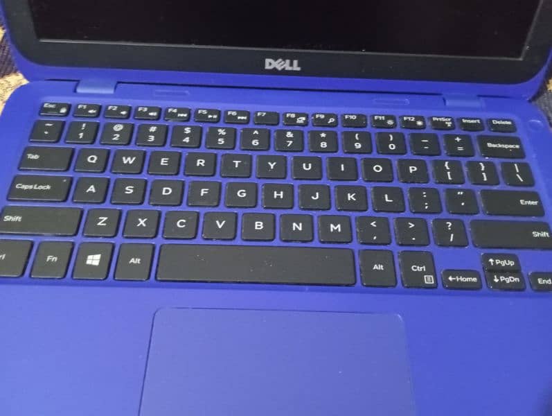 Chromebook Dell Inspiron 2/32 Compact Size 4