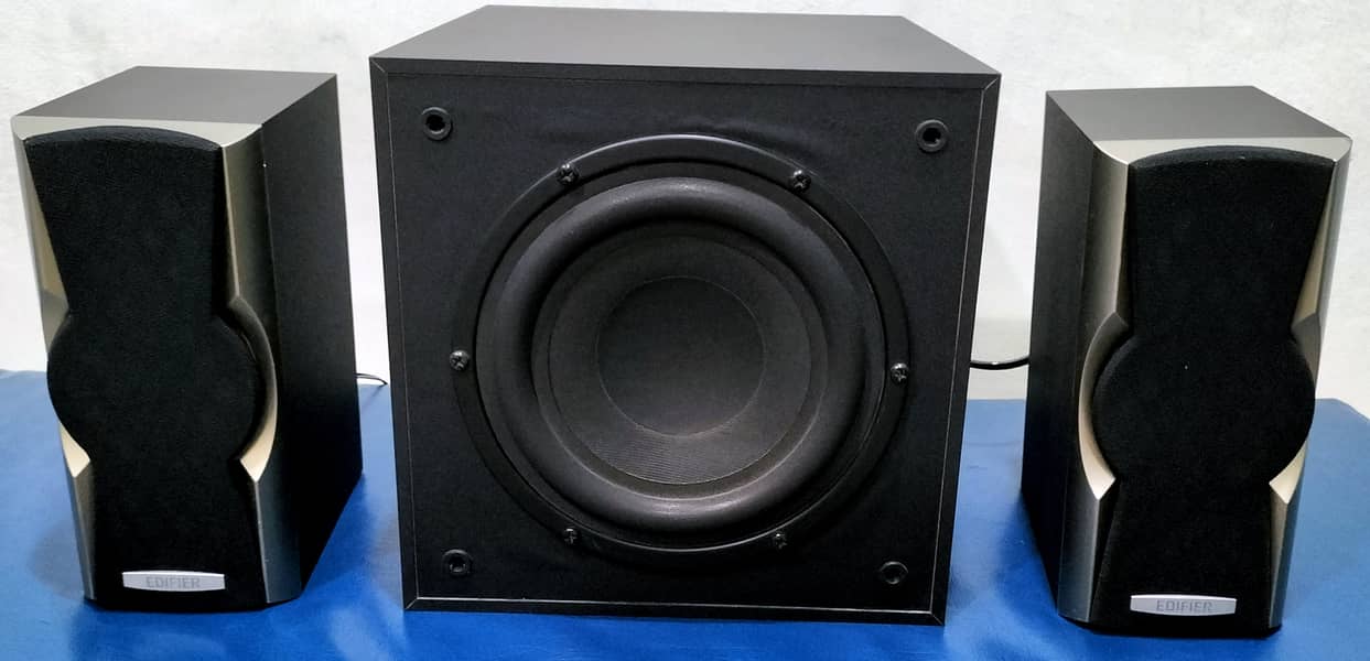 Edifier XM6 2.1 Multimedia Speaker System 3