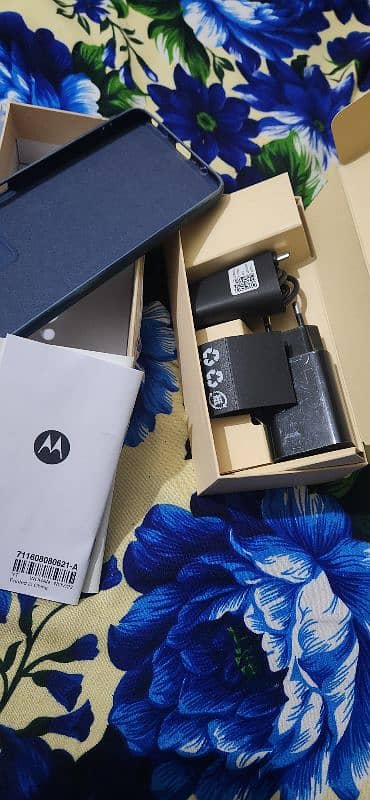 Motorola g54 5g. 8 256gb official pta approved 0