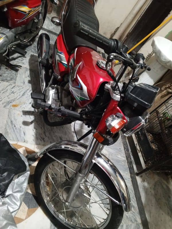 Honda 125 exchange possible 1