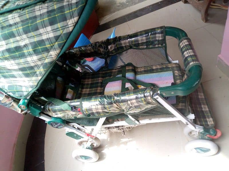 new condition hand Walker baby 2