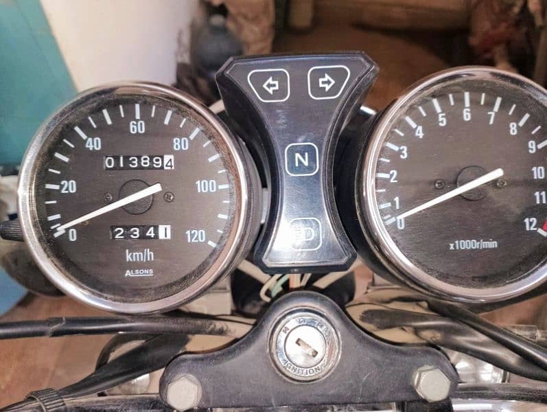 Suzuki GS150 Star Rim (like New) 2