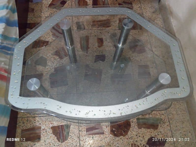 Elegant Glass Table with 4 Sections – Perfect for Your Space!" 0