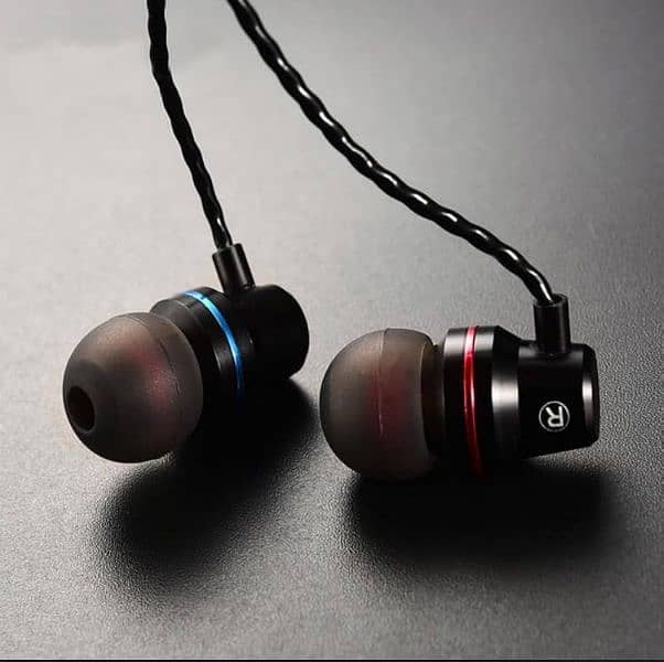 JBL Metal wired earphones 3