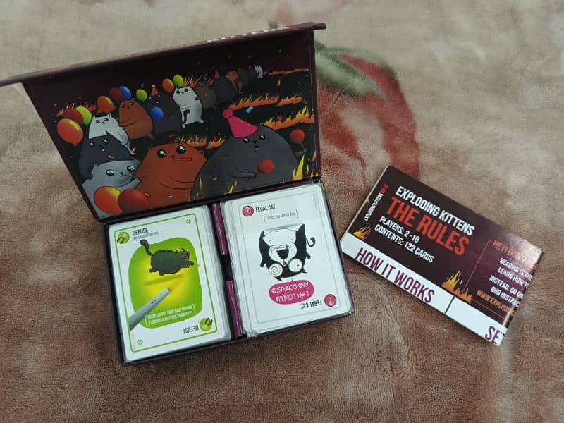 Card Game Original, Exploding kittens and unstable unicorns 15