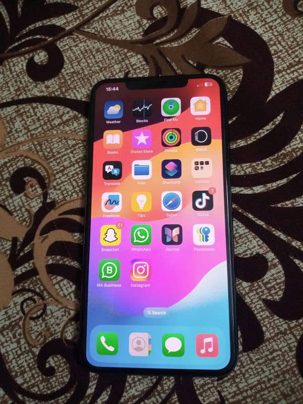 iphone xs max 3