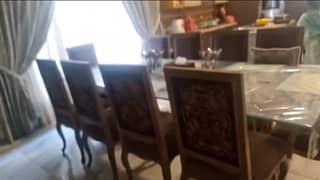 10 seater dining table with side cabnet