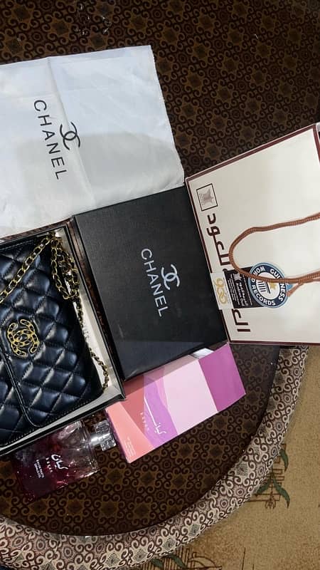 Chanel Gift bag & Perfume 2