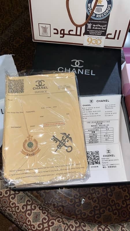 Chanel Gift bag & Perfume 4