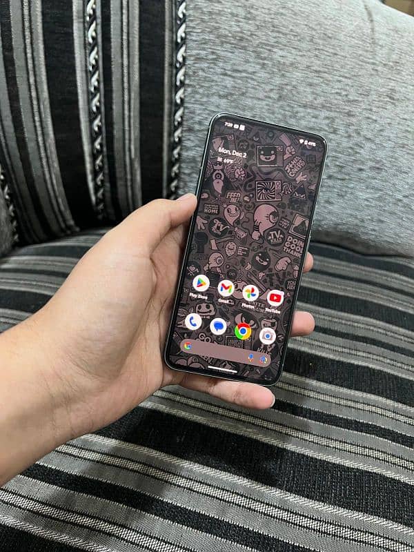 GOOGLE PIXEL 8 6