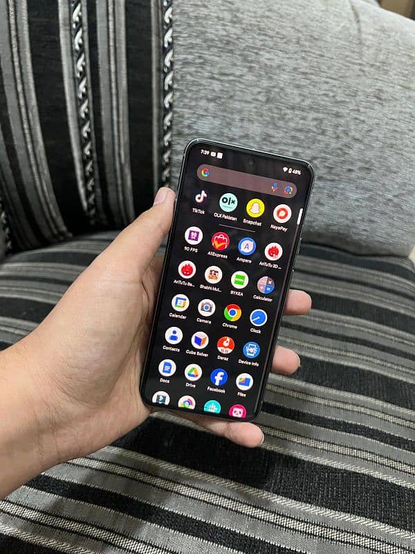 GOOGLE PIXEL 8 7