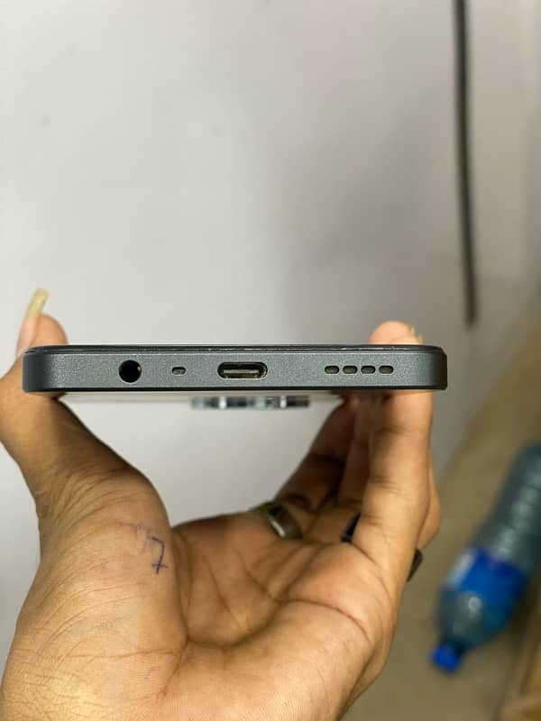 realme note 50 4/46gb without box 5