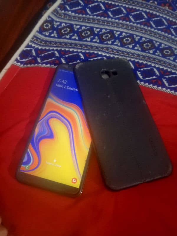 Samsung J4+ 4