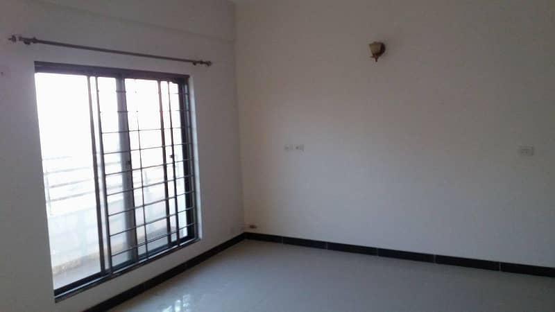 Pent House For Sale Askari 11, Lahore 5