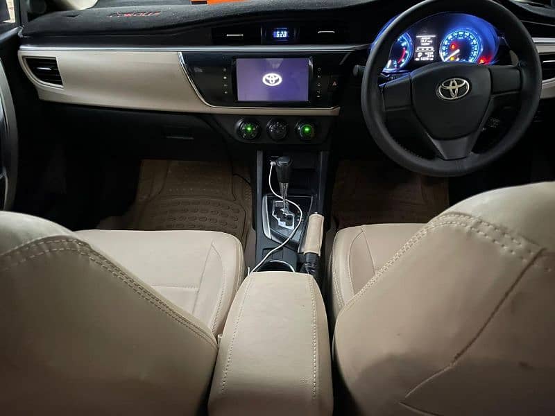 Toyota Corolla Altis 2014 3