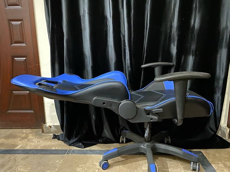 Global razer Gaming chair 1