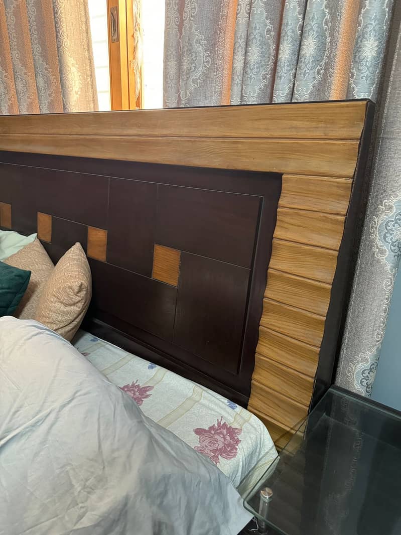 King size bed with mattress 3