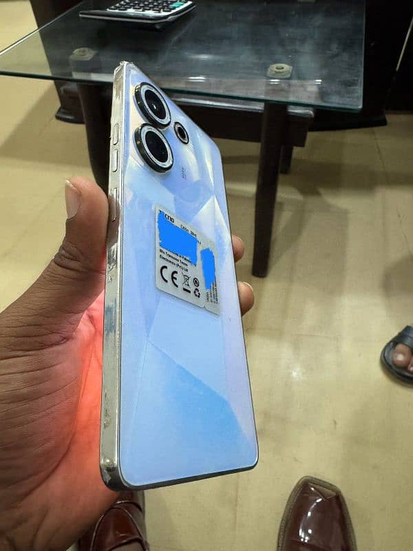 Tecno camon 20 8+8Ram 256GB 4