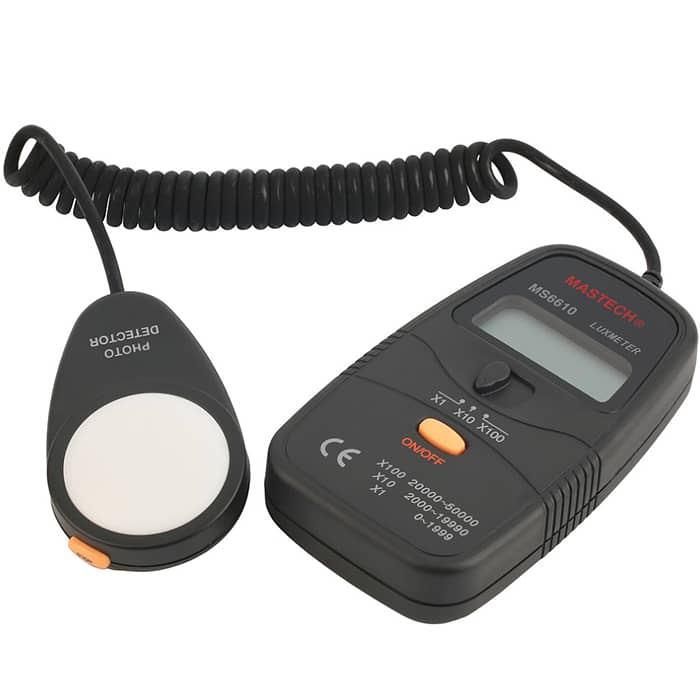 DIGITAL LIGHT METER MS6610 MASTECH 1