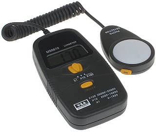 DIGITAL LIGHT METER MS6610 MASTECH 2