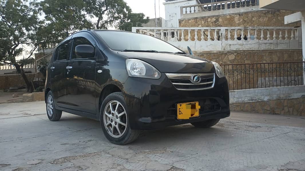 Daihatsu Mira 2012 2