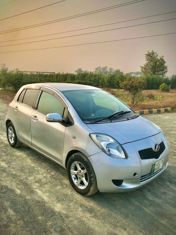 Toyota Vitz 2005 3