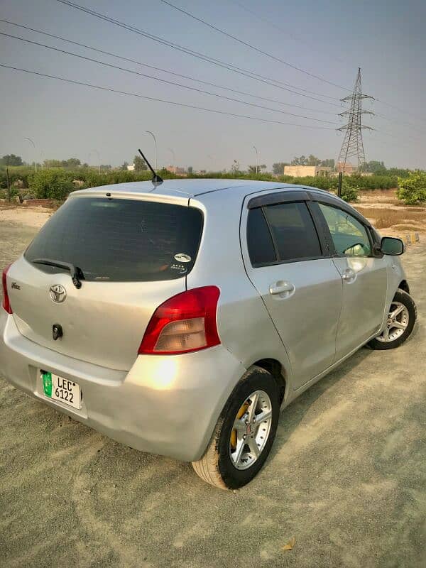 Toyota Vitz 2005 4