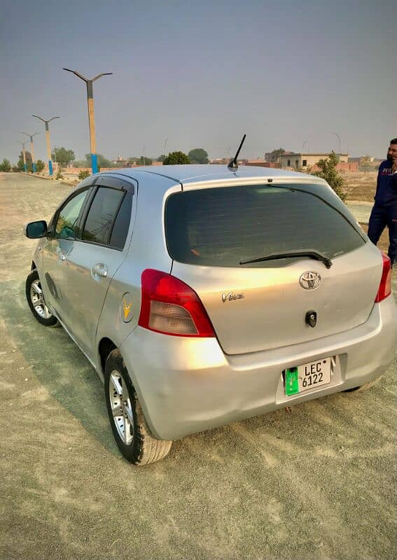 Toyota Vitz 2005 5