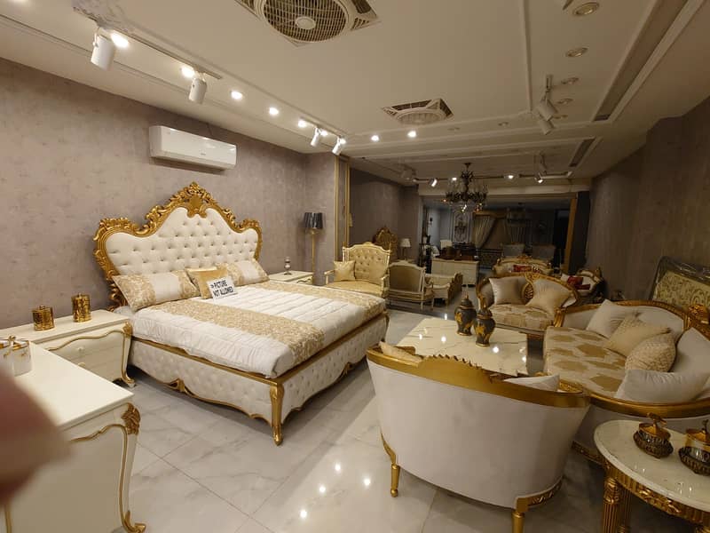 RUNNING FURNITURE SHOWROOM FOR SALE 6