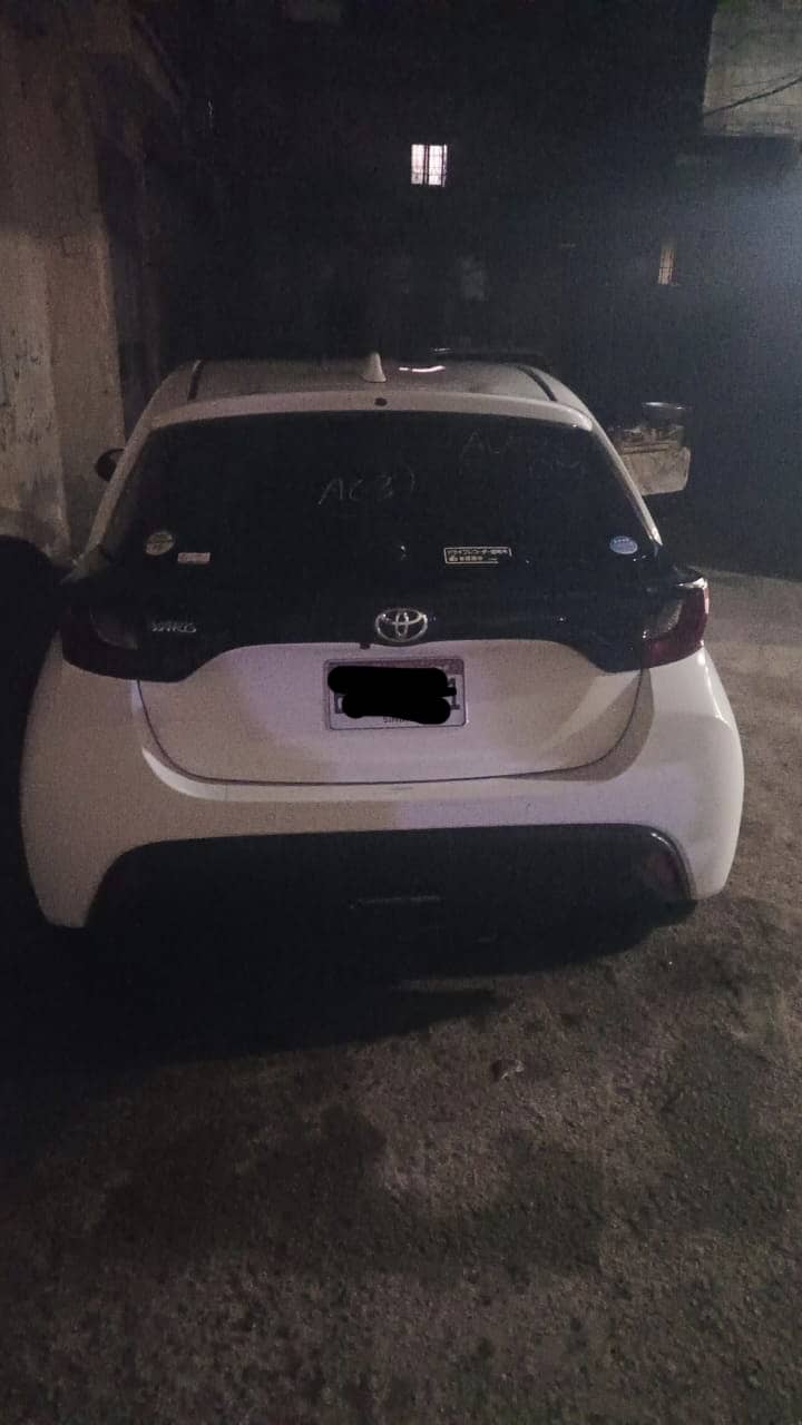 Toyota Yaris 2021 Hatchback 4 grade fresh 0