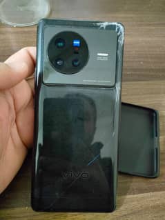 Vivo x80