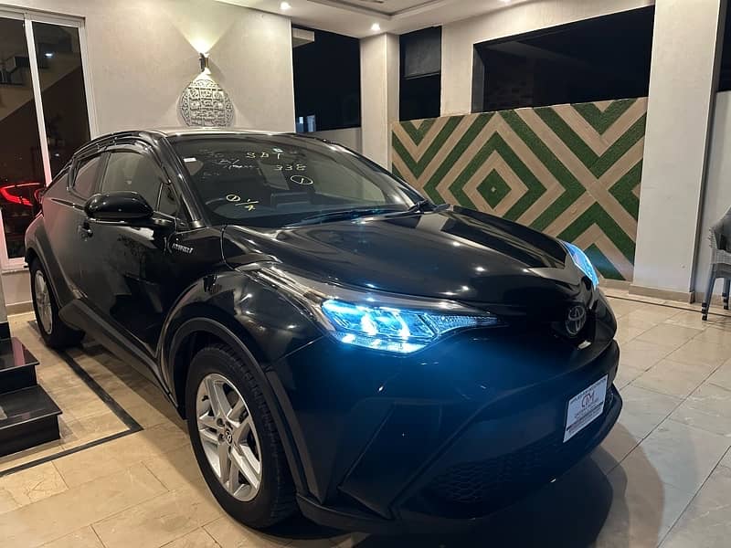 Toyota C-HR 2019 New Shape 4 Grade NOV 2024 Fresh CHR 2018 2020 13