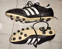 Football shoes