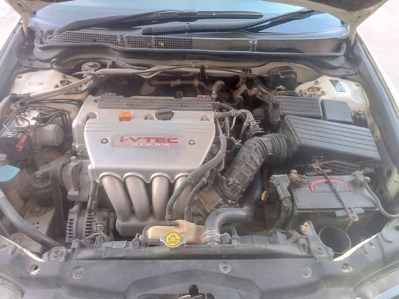 Honda Accord 2005/2024 8