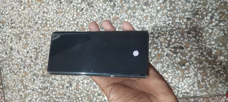 infinix zero 30 edge screen 2