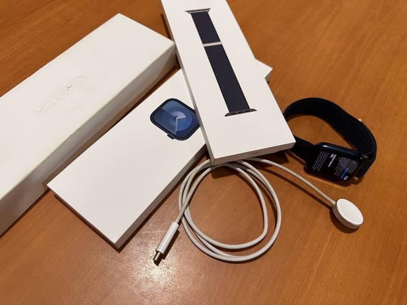 Apple Watch Series 9 (45 MM) 3