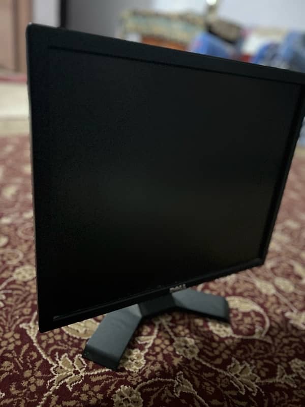 Dell Monitor for sale less use 2