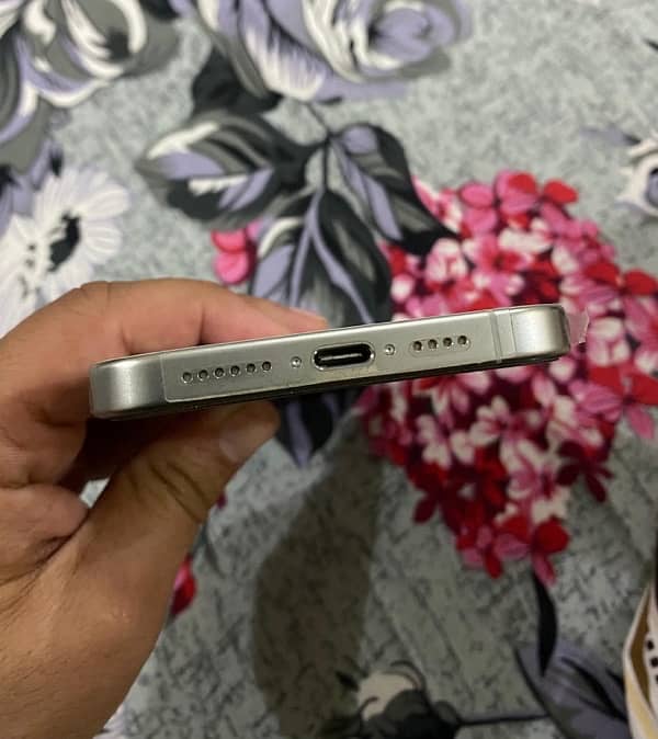 iphone 15 pro max (256GB) jv 9