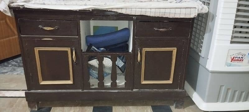 Istari solid wood table for sale 0