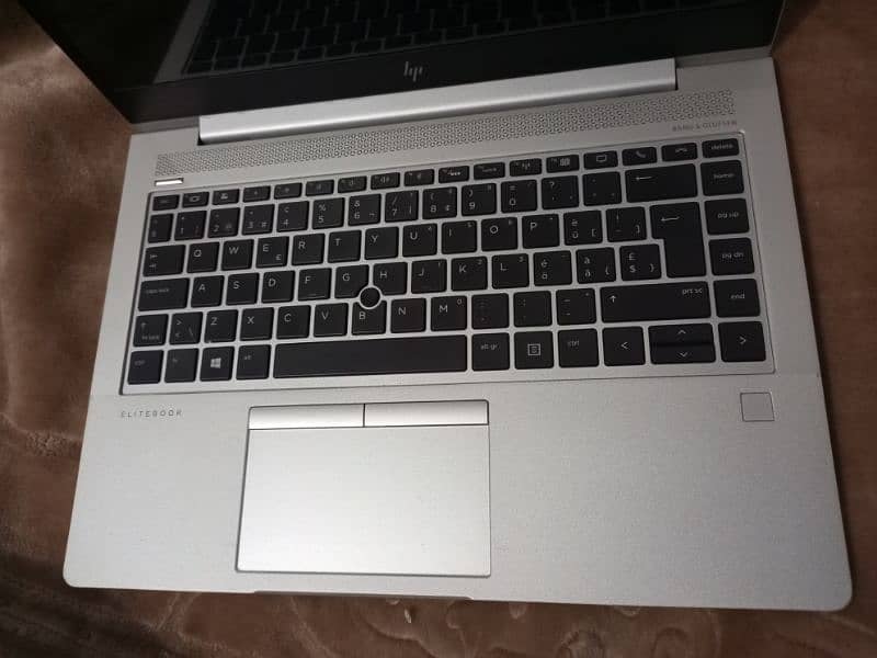 hp elitebook 840 G5 2