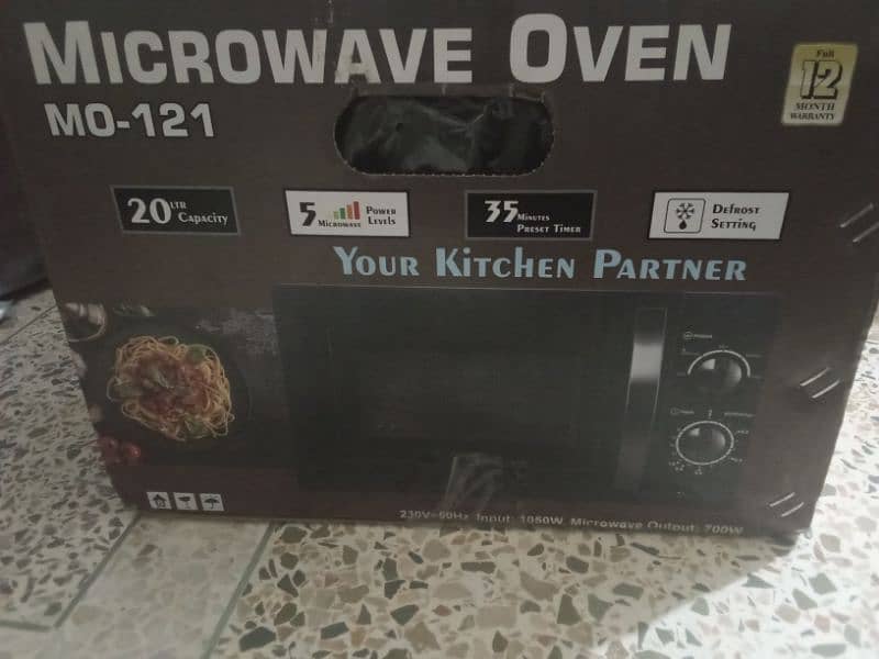 microwave oven 4