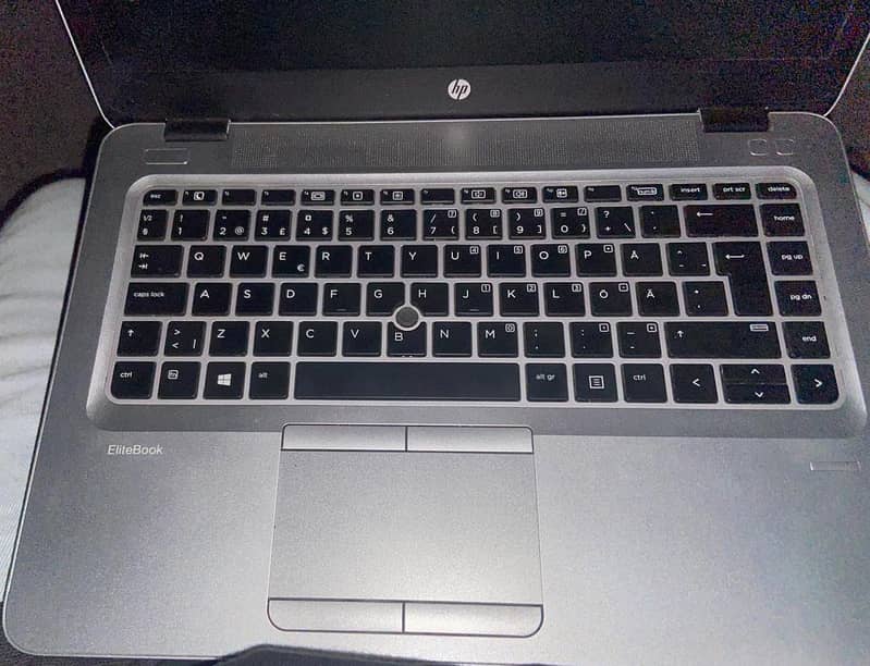 "HP EliteBook 840 G4 15.6-inch Laptop;Corei5(7th Gen),8GBRAM,500GBSSD" 3