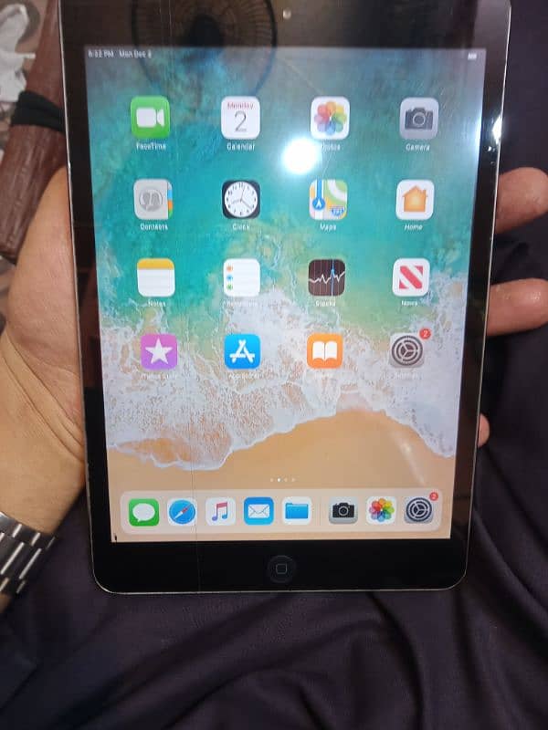 iPad mini 2 GB16 all ok hai 10/9 hai  hai final 13000 exchange possibl 2