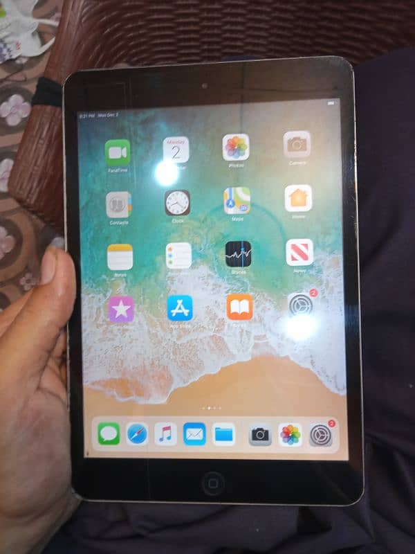 iPad mini 2 GB16 all ok hai 10/9 hai  hai final 13000 exchange possibl 3