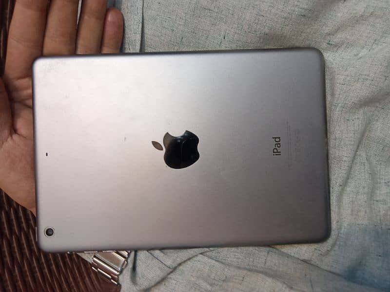 iPad mini 2 GB16 all ok hai 10/9 hai  hai final 13000 exchange possibl 10